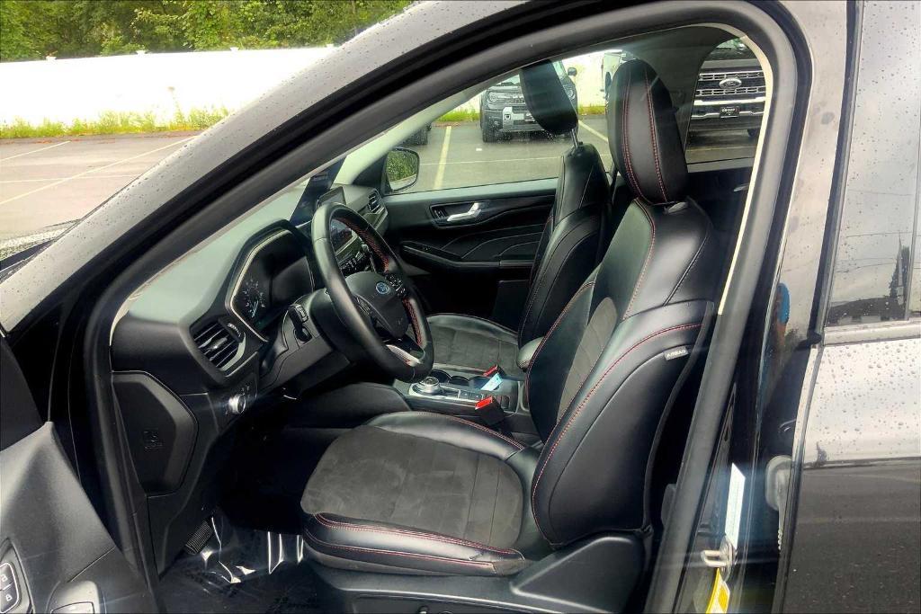 used 2022 Ford Escape car, priced at $19,795