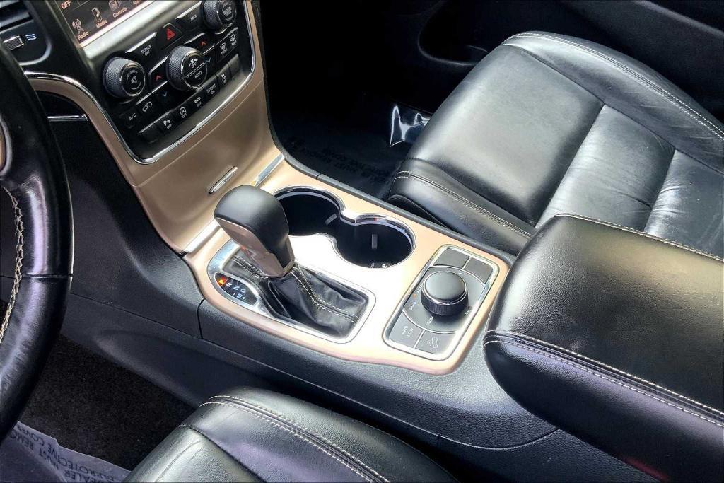 used 2016 Jeep Grand Cherokee car, priced at $13,690