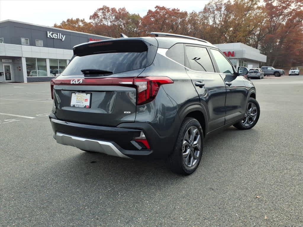 used 2024 Kia Seltos car, priced at $23,497