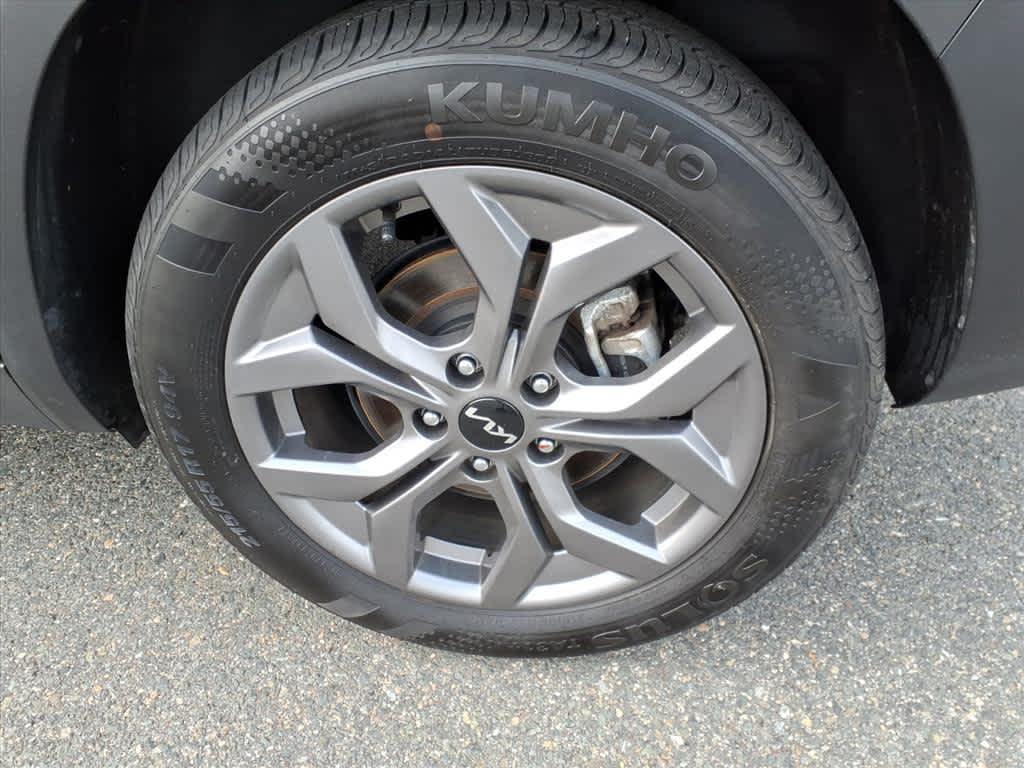 used 2024 Kia Seltos car, priced at $23,497