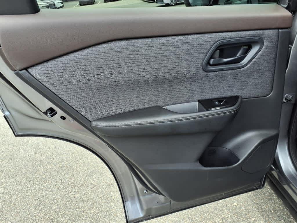 used 2022 Nissan Rogue car, priced at $22,844