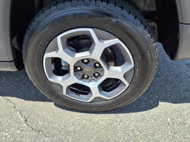used 2022 Jeep Compass car, priced at $25,389