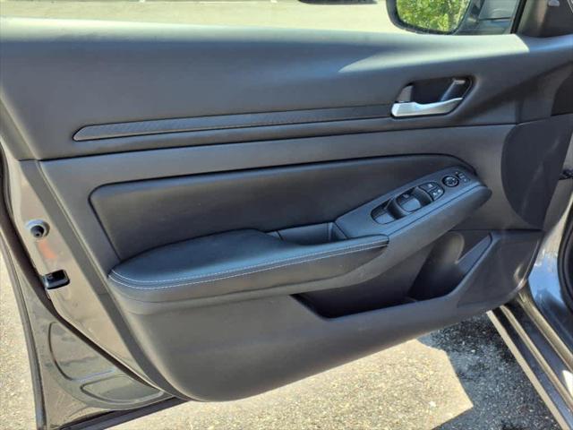 used 2024 Nissan Altima car, priced at $29,379