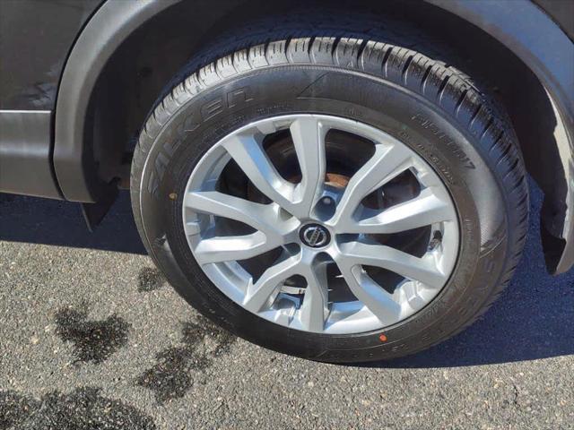 used 2020 Nissan Rogue Sport car, priced at $16,289