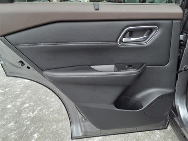 used 2021 Nissan Rogue car, priced at $24,632