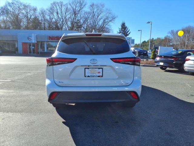 used 2021 Toyota Highlander car, priced at $35,918