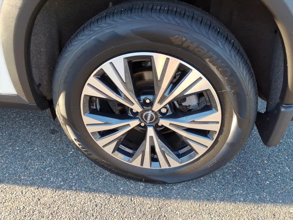 used 2023 Nissan Rogue car, priced at $31,473