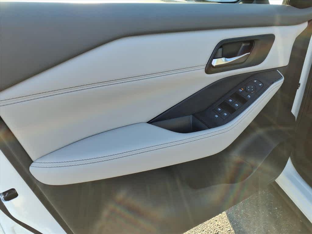 used 2023 Nissan Rogue car, priced at $31,473