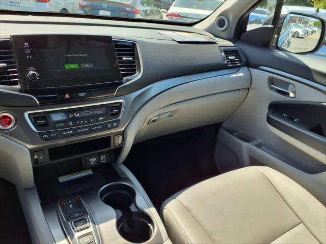 used 2022 Honda Pilot car, priced at $41,323