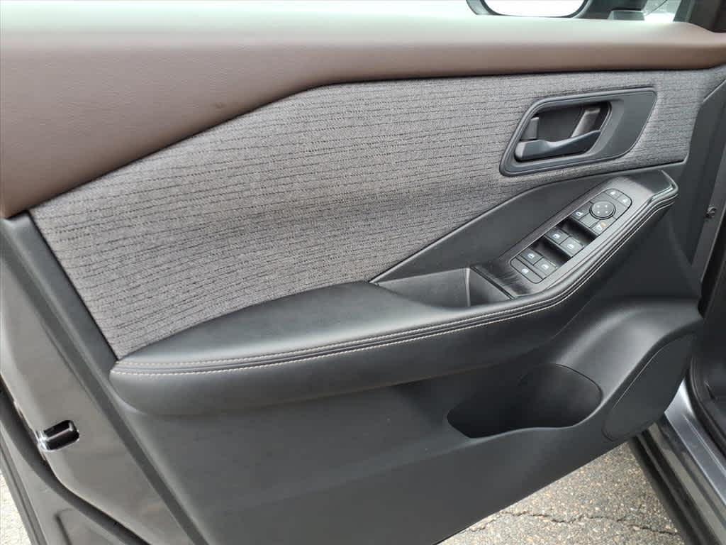 used 2021 Nissan Rogue car, priced at $19,429