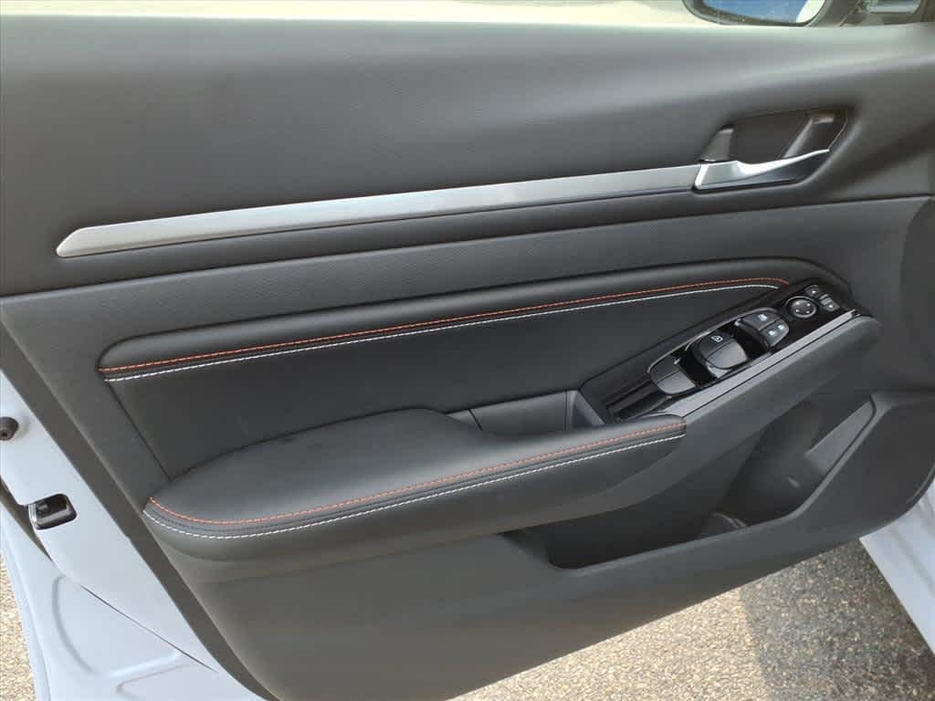 used 2023 Nissan Altima car, priced at $26,620