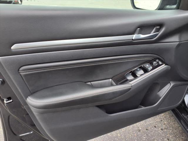 used 2022 Nissan Altima car, priced at $25,394