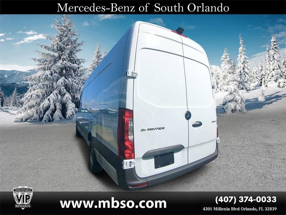 new 2025 Mercedes-Benz Sprinter 2500 car