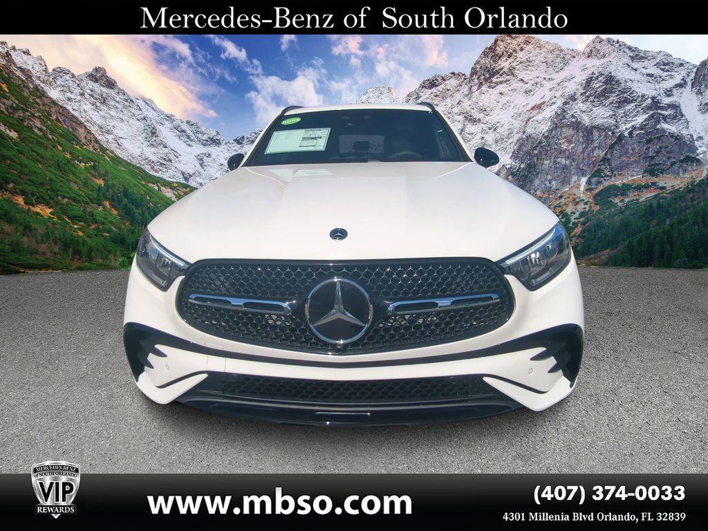 new 2025 Mercedes-Benz GLC 350e car