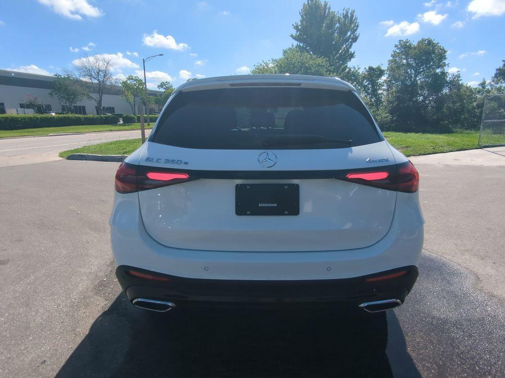 new 2025 Mercedes-Benz GLC 350e car