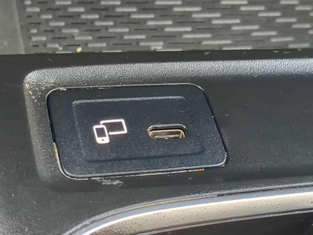 used 2021 Mercedes-Benz GLB 250 car, priced at $26,297