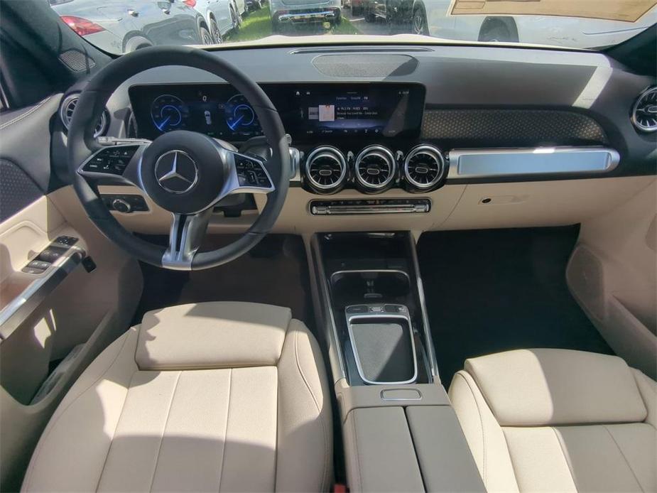 new 2024 Mercedes-Benz EQB 300 car, priced at $59,860