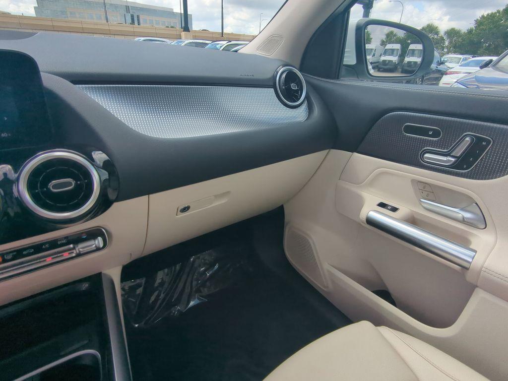 used 2022 Mercedes-Benz GLA 250 car, priced at $28,297