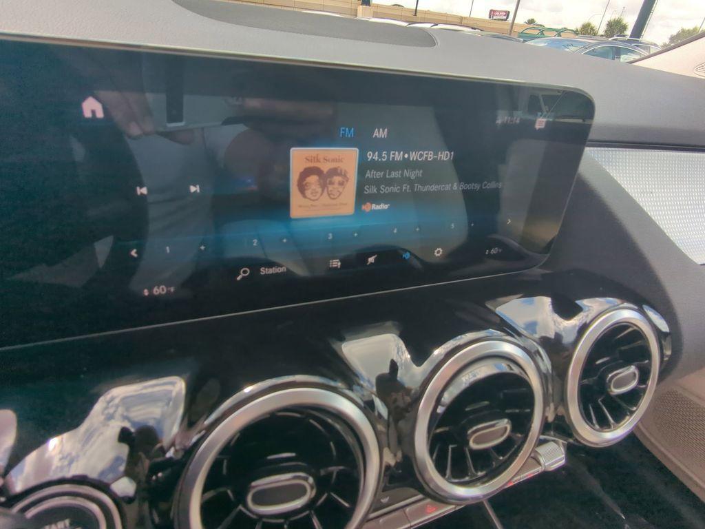 used 2022 Mercedes-Benz GLA 250 car, priced at $28,297