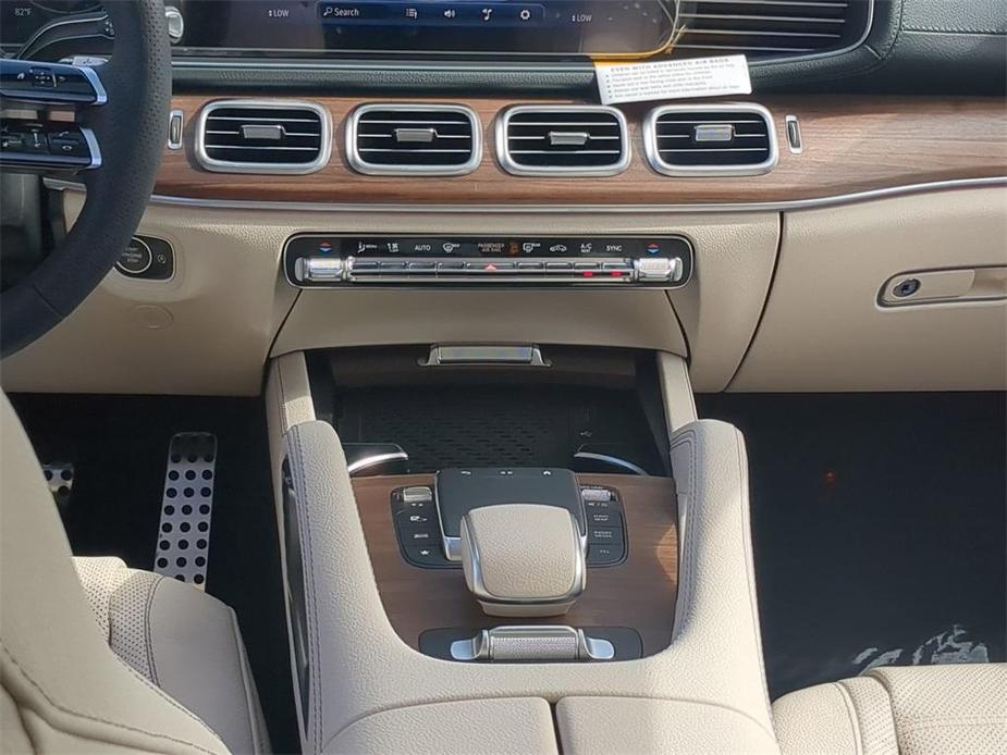 new 2024 Mercedes-Benz GLS 450 car, priced at $98,610