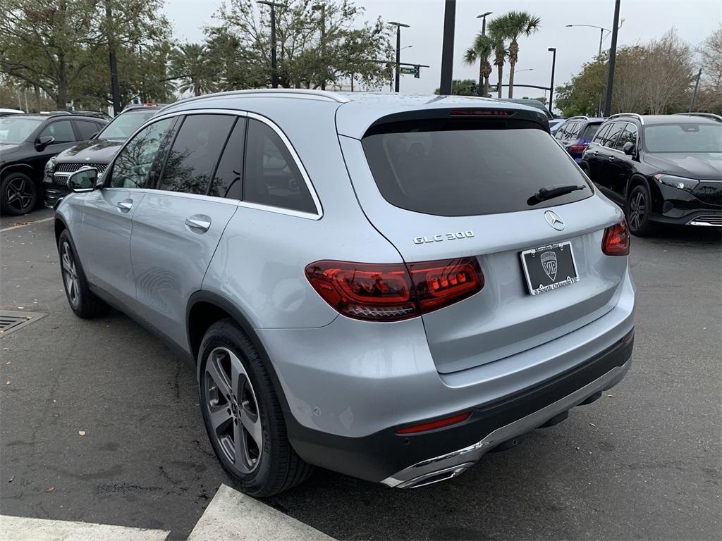 used 2021 Mercedes-Benz GLC 300 car