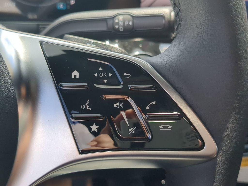 new 2025 Mercedes-Benz GLA 250 car
