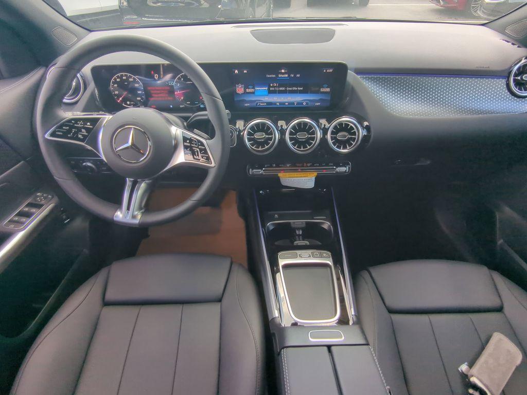 new 2025 Mercedes-Benz GLA 250 car