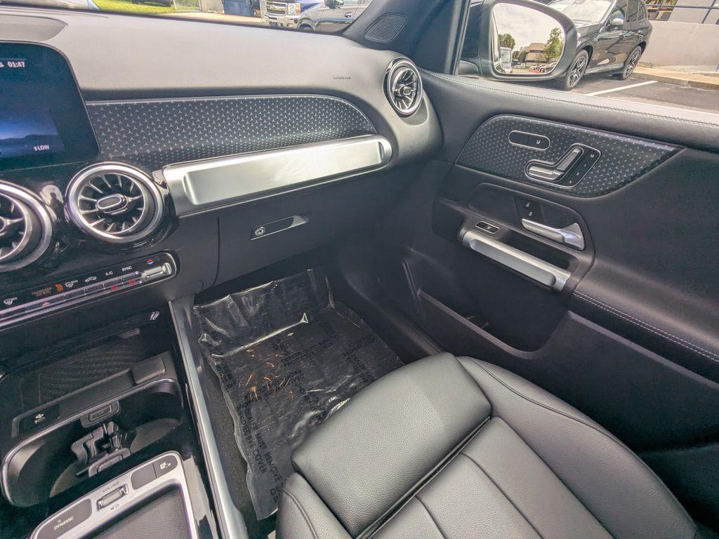 used 2024 Mercedes-Benz GLB 250 car, priced at $29,999