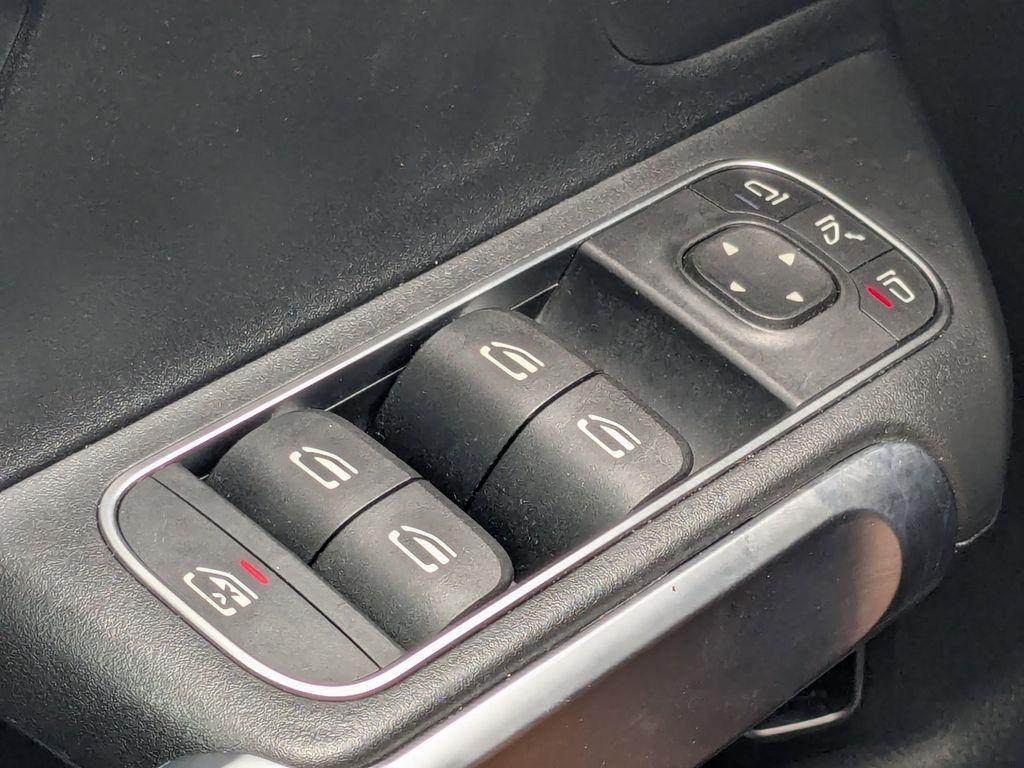 used 2024 Mercedes-Benz GLB 250 car, priced at $29,999