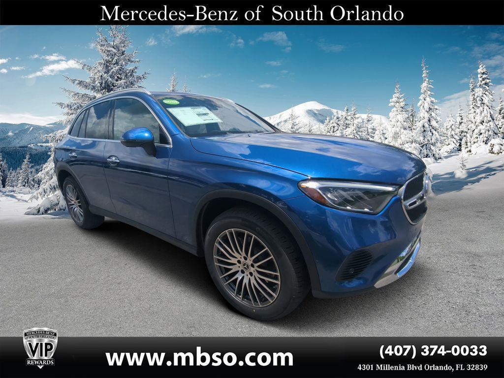 new 2025 Mercedes-Benz GLC 300 car