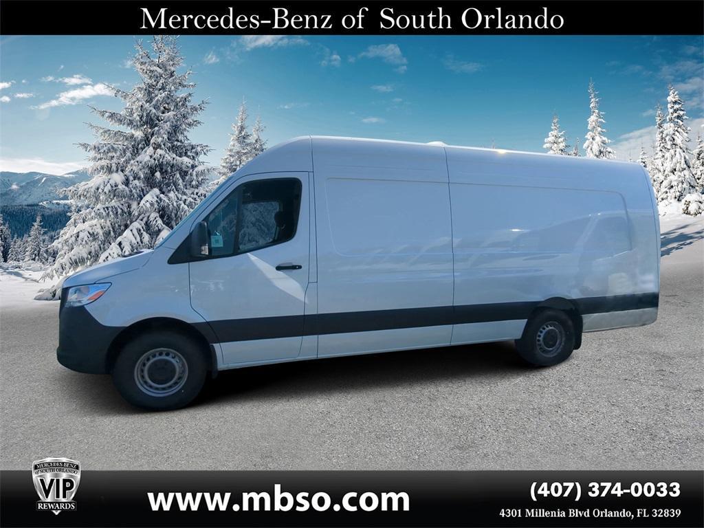 new 2025 Mercedes-Benz Sprinter 2500 car