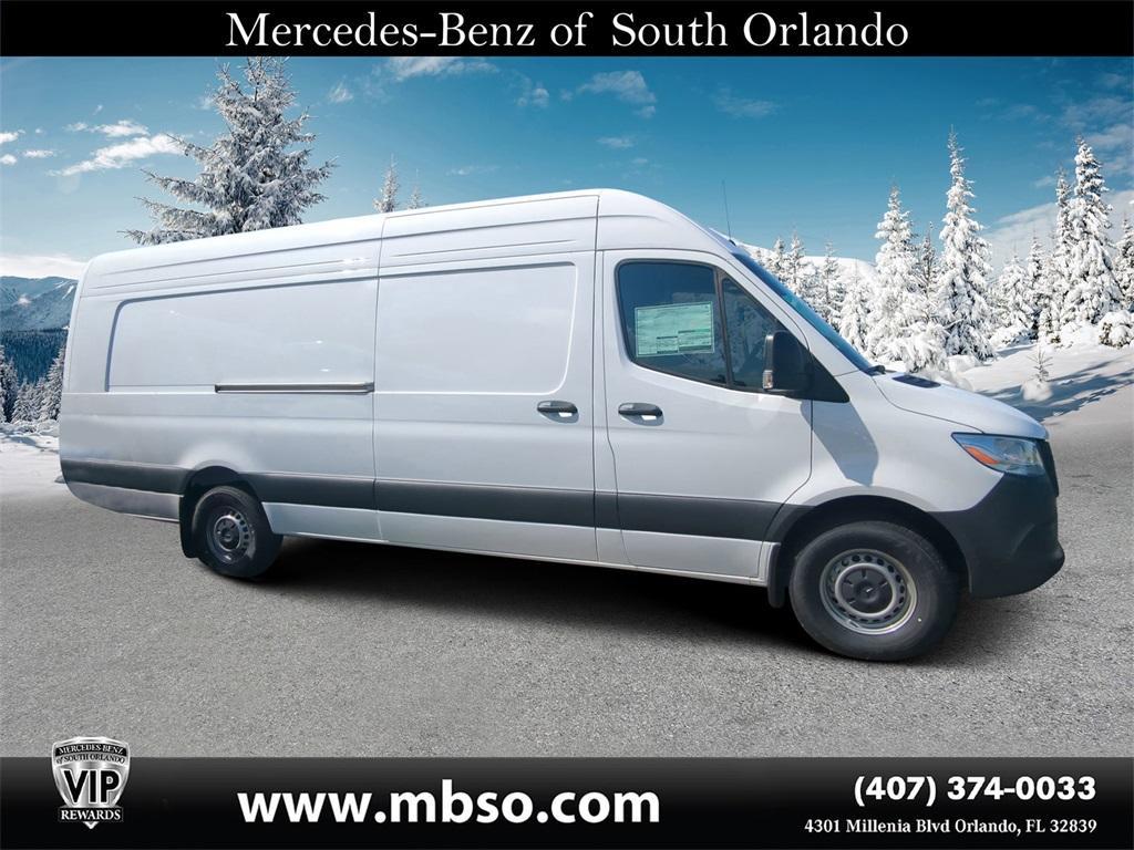 new 2025 Mercedes-Benz Sprinter 2500 car