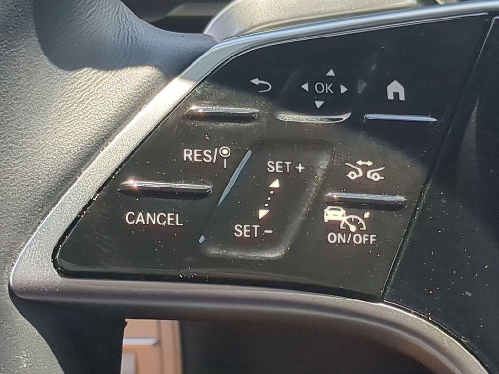 new 2025 Mercedes-Benz GLE 450e car