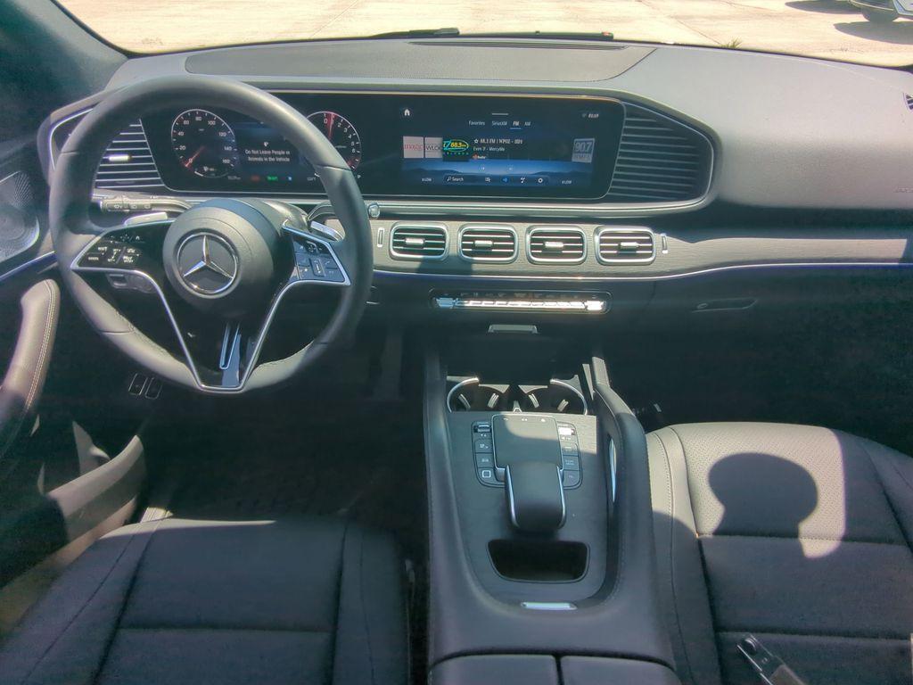 new 2025 Mercedes-Benz GLE 450e car