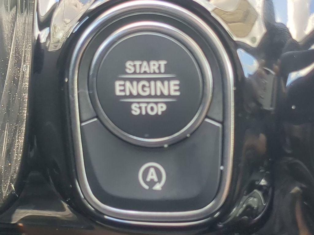 new 2026 Mercedes-Benz GLA 250 car