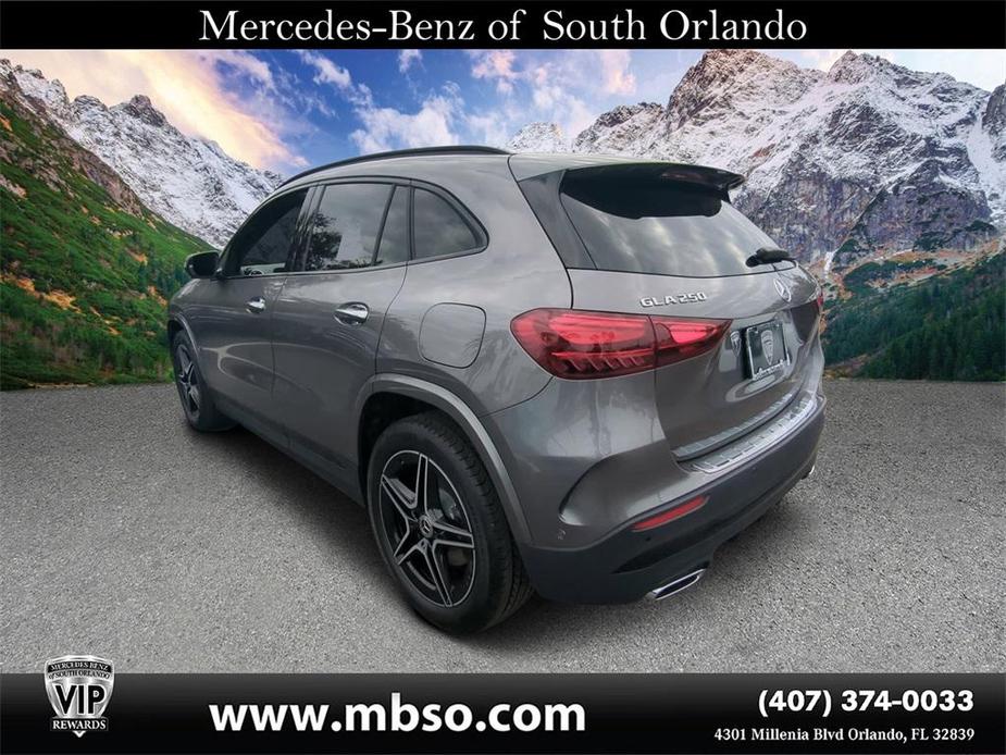 new 2025 Mercedes-Benz GLA 250 car