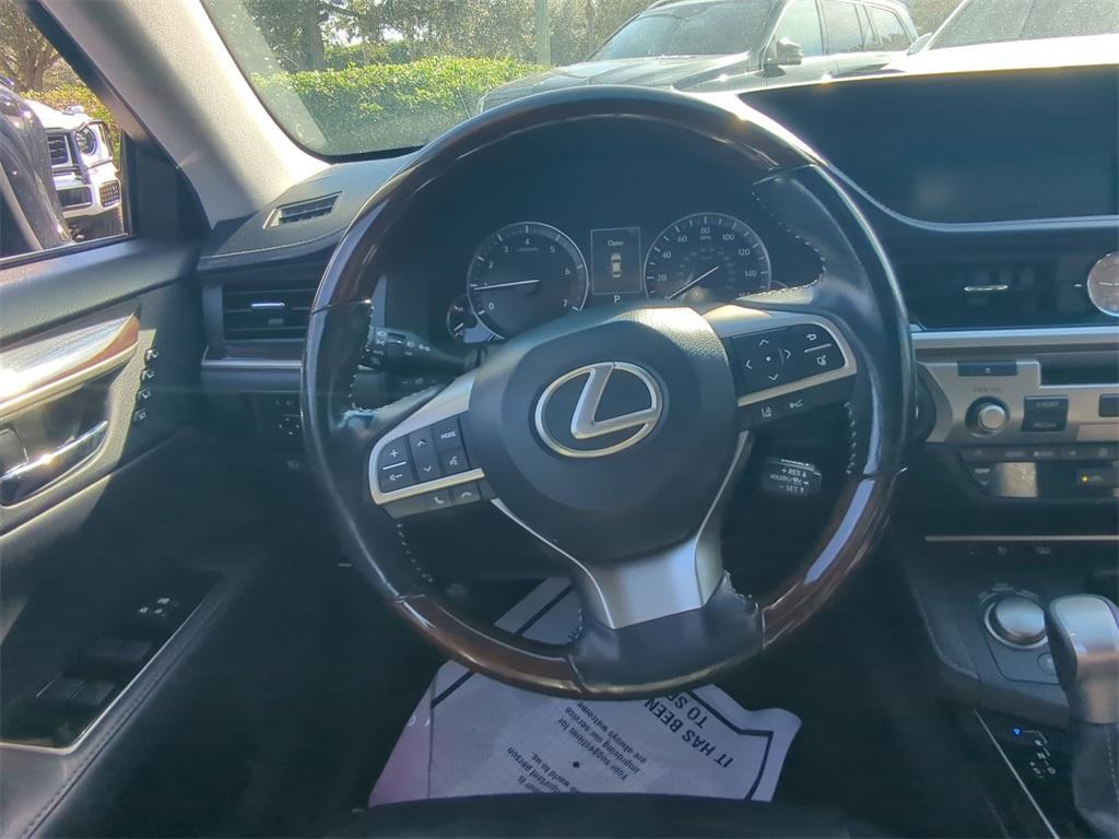 used 2016 Lexus ES 350 car, priced at $15,999