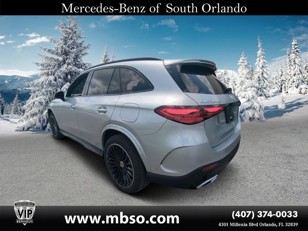 new 2025 Mercedes-Benz GLC 350e car