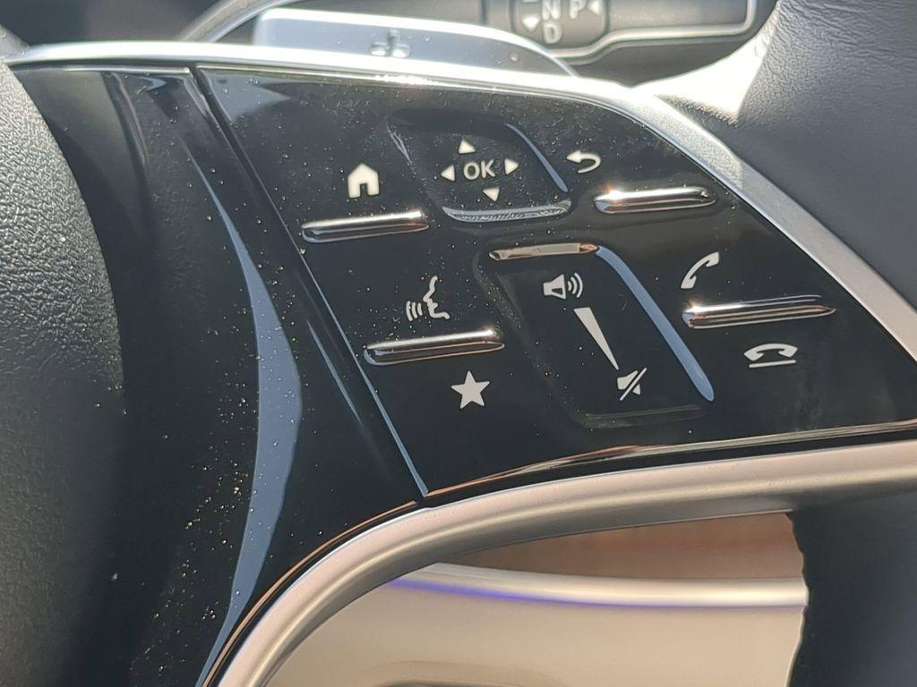 new 2025 Mercedes-Benz GLS 450 car