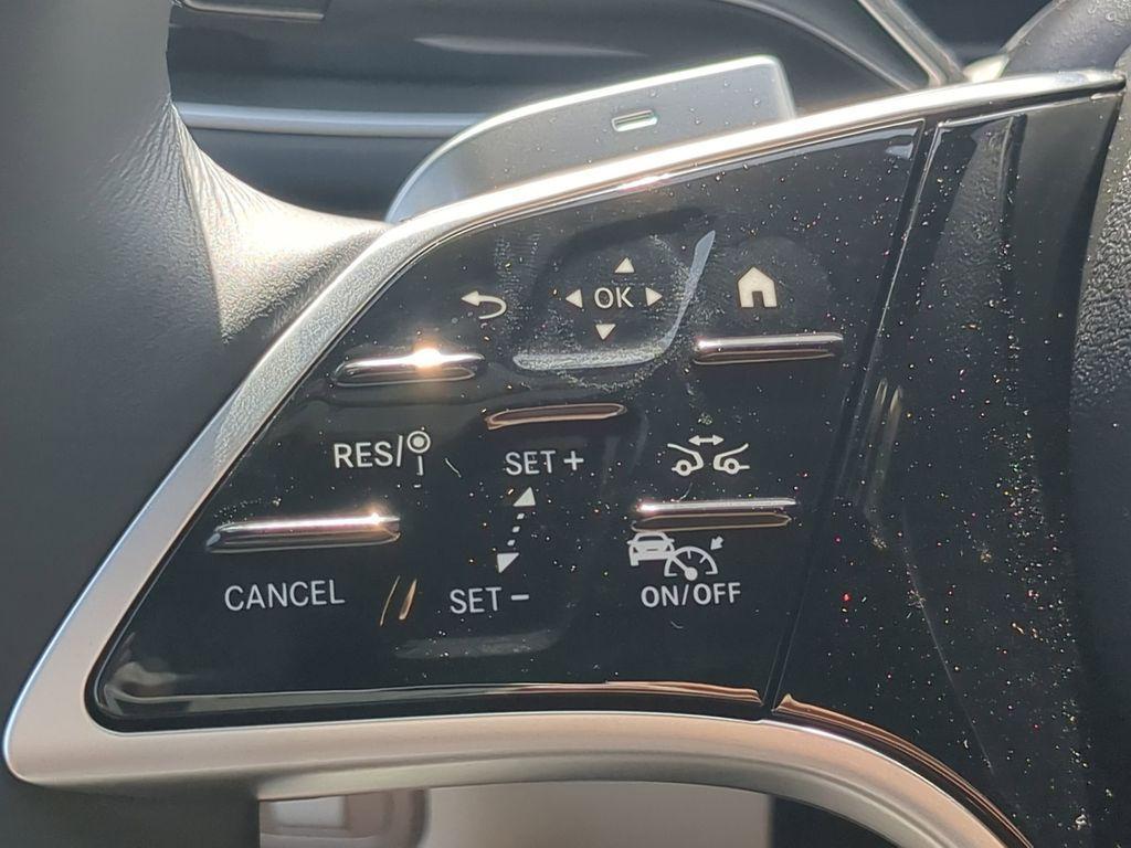 new 2025 Mercedes-Benz GLS 450 car