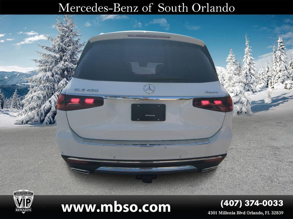 new 2025 Mercedes-Benz GLS 450 car
