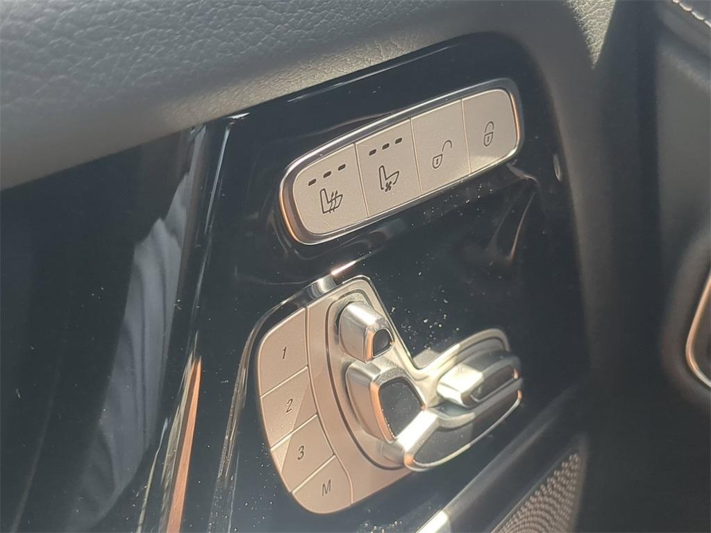 new 2025 Mercedes-Benz G-Class car