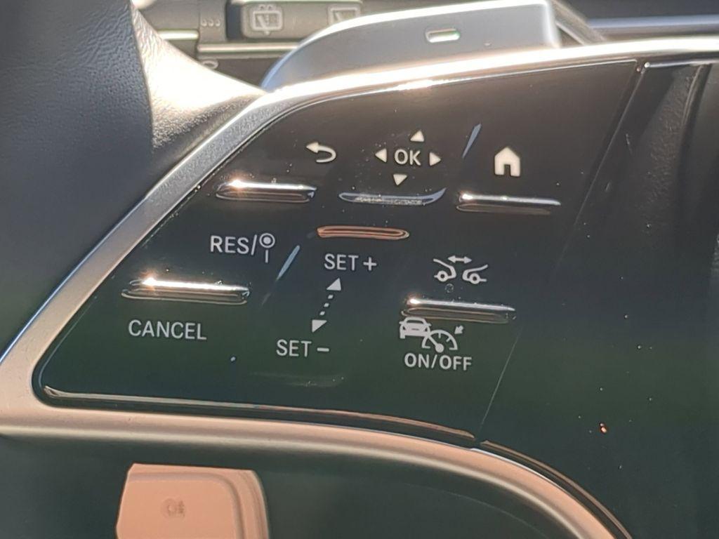 new 2025 Mercedes-Benz GLE 450e car