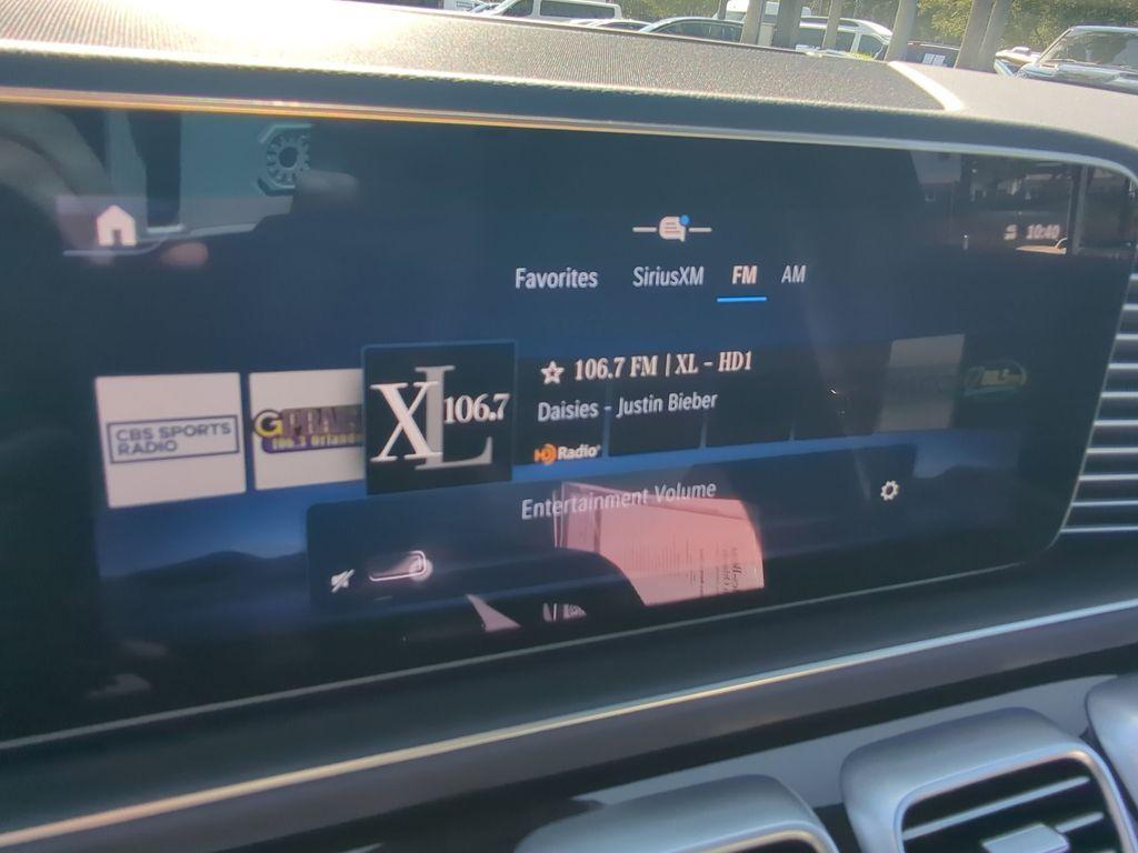 new 2025 Mercedes-Benz GLE 450e car