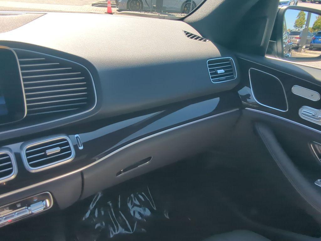 new 2025 Mercedes-Benz GLE 450e car