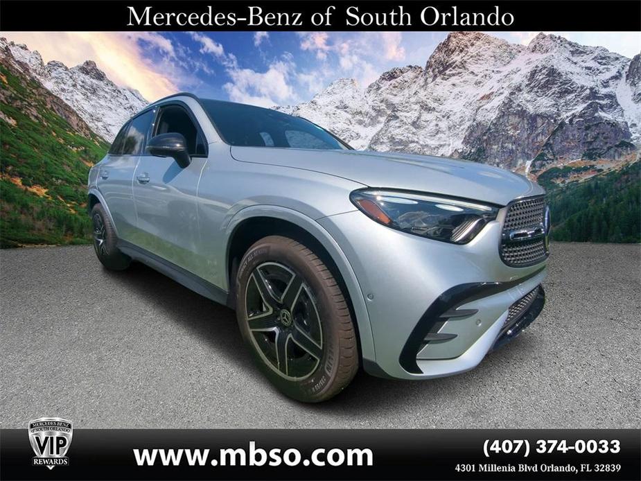 new 2024 Mercedes-Benz GLC 300 car, priced at $63,215