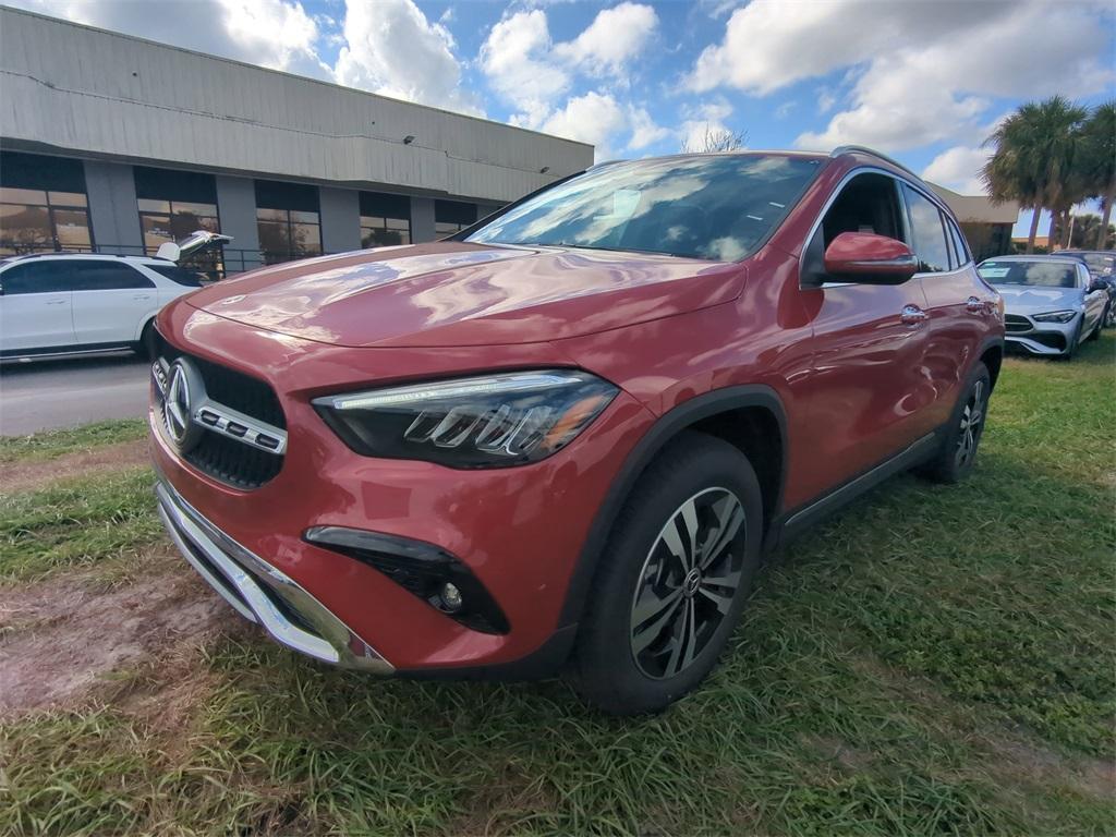 new 2025 Mercedes-Benz GLA 250 car