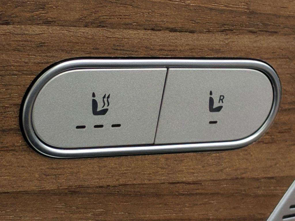 used 2020 Mercedes-Benz GLS 450 car, priced at $31,999