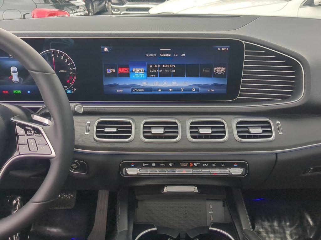 new 2025 Mercedes-Benz GLE 450e car