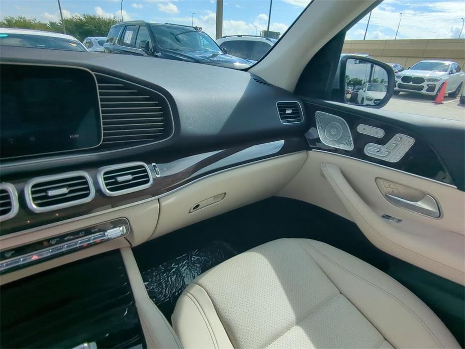 used 2024 Mercedes-Benz GLE 450 car, priced at $71,445